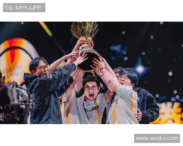 S15LOL赛事中EDG战队实力排名第5引发热议王者荣耀对比分析 S15LOL赛事中EDG战队实力排名第5引发热议王者荣耀对比分析